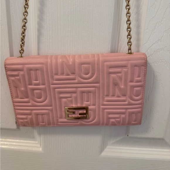 Fendi Pink Embossed Leather Chain Bag - Picture 1 of 16